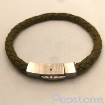 Green Leather Bracelet with Square Clasp 